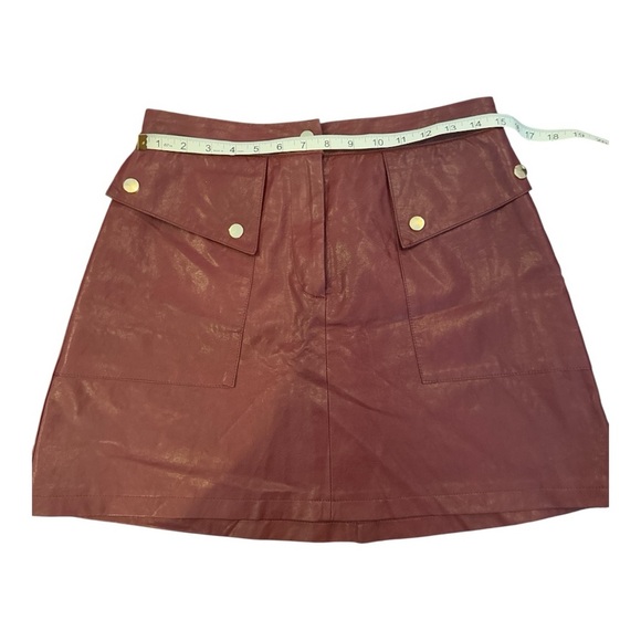ZARA Garnet Faux Leather Mini Skirt Sz M Maroon Fall Pockets Chic - Picture 13 of 13